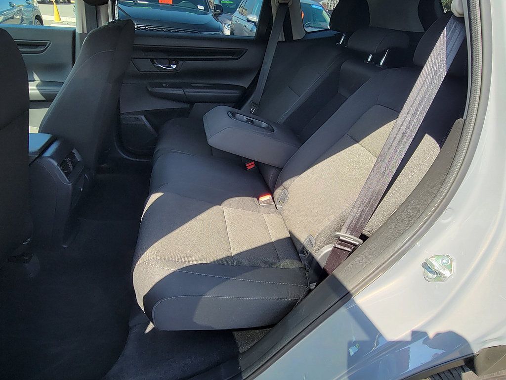 Used 2024 Honda CR-V LX image 16