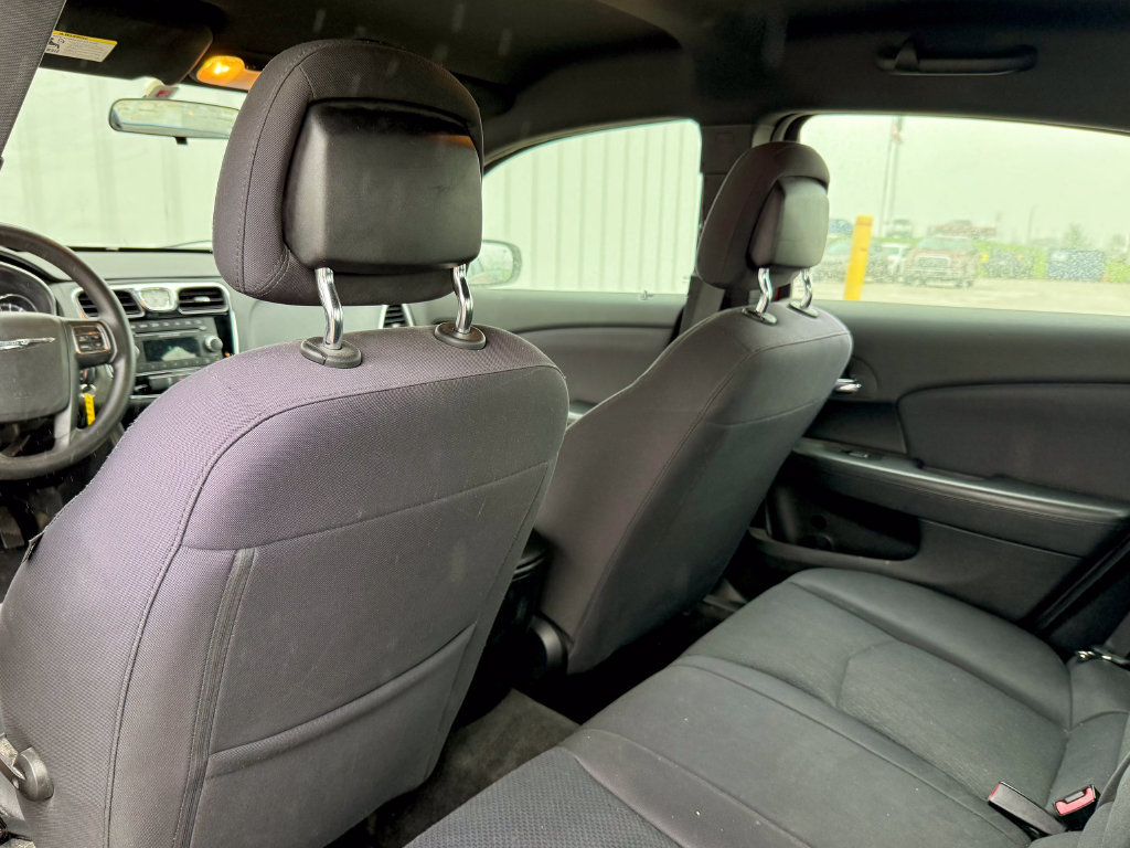 Used 2012 Chrysler 200 LX FWD image 13