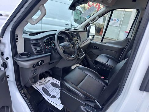 Used 2023 Ford Transit 250 Medium Roof image 12