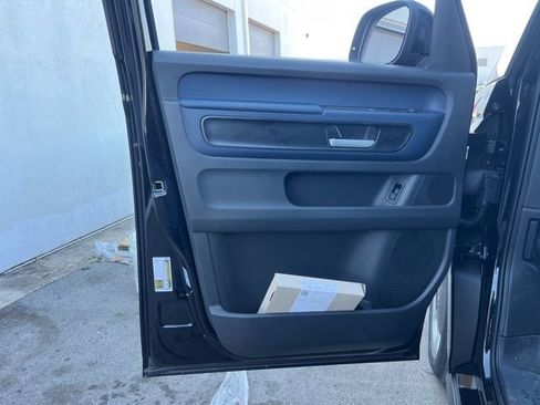 New 2025 Volkswagen ID. Buzz Pro S image 20