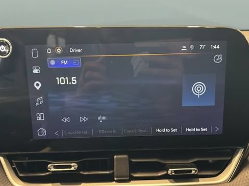 Used 2025 Chevrolet Equinox LT w/ Convenience Package II FWD image 13