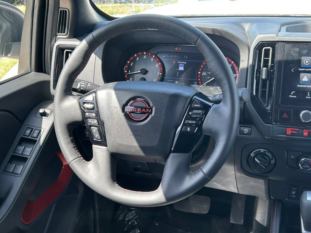 Used 2026 Nissan Frontier PRO-4X AWD/4WD image 41