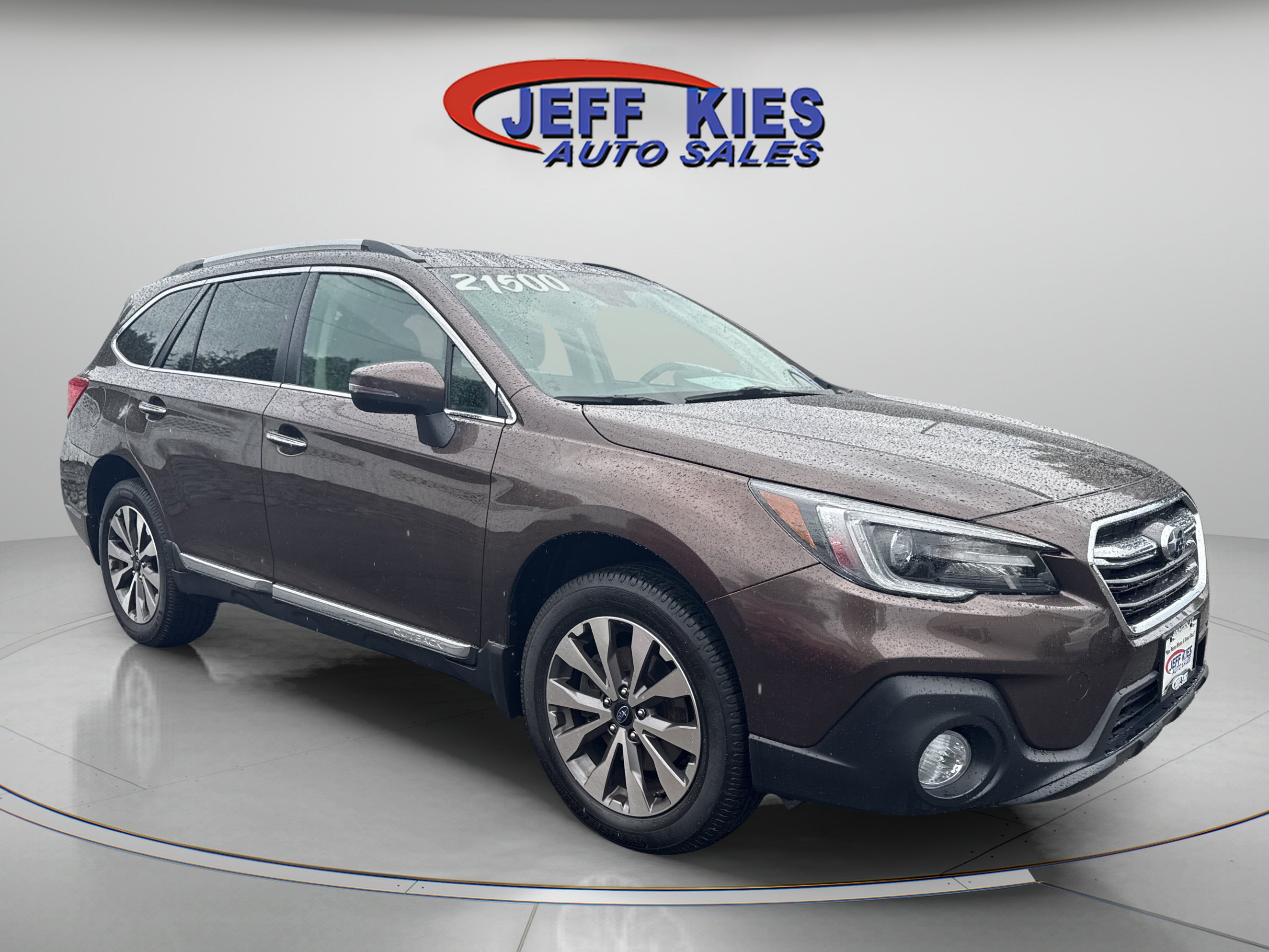 Used 2019 Subaru Outback 2.5i Touring AWD/4WD image 3