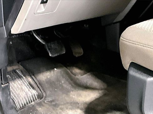 Used 2018 Ford F150 XLT image 22