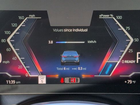 New 2026 BMW i5 eDrive40 w/ Premium Package image 28