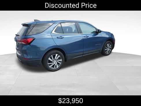 Used 2024 Chevrolet Equinox LT w/ LPO, Floor Liner Package AWD/4WD image 3