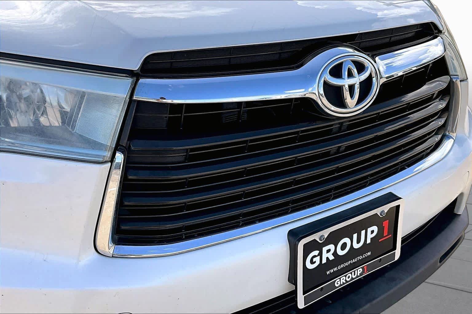 Used 2015 Toyota Highlander Limited FWD image 30