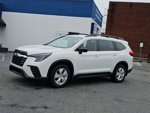 Used 2023 Subaru Ascent 8-Passenger AWD/4WD image 3