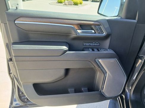 Certified 2023 Chevrolet Silverado 1500 High Country w/ Max Trailering Package AWD/4WD image 12