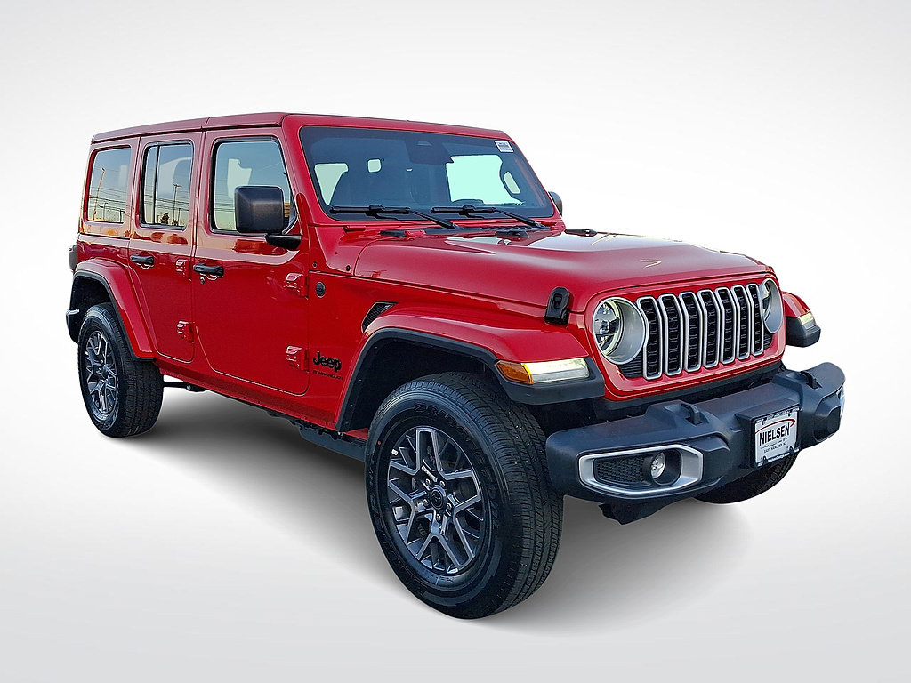 Used 2026 Jeep Wrangler Unlimited Sahara AWD/4WD image 1