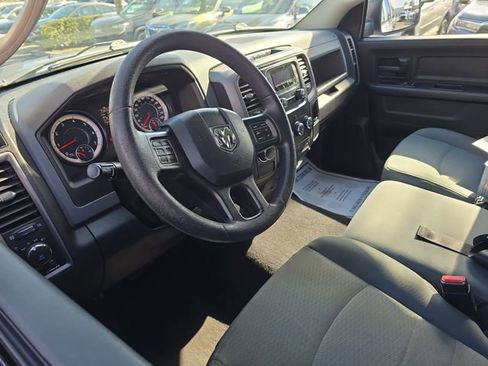 Used 2017 RAM 1500 Express RWD image 14