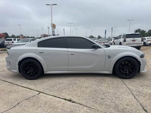 Used 2023 Dodge Charger SRT Hellcat RWD image 6