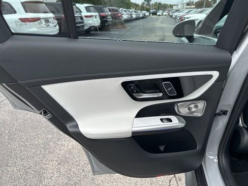 New 2026 Mercedes-Benz GLC 300 4MATIC image 28