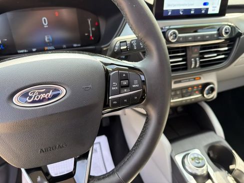 Used 2025 Ford Escape Active w/ Cold Weather Package AWD/4WD image 35