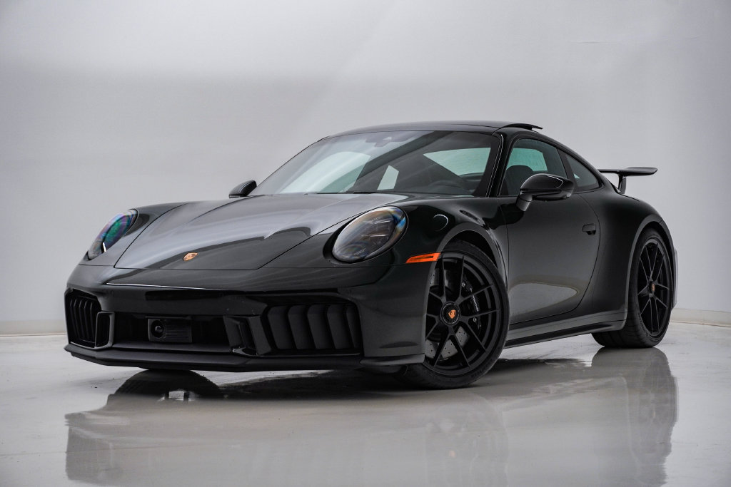 Certified 2026 Porsche 911 Carrera 4 GTS AWD/4WD image 1