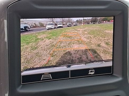 Used 2024 GMC Sierra 3500 Pro AWD/4WD image 13