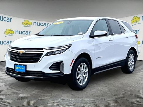 Used 2023 Chevrolet Equinox LT image 3