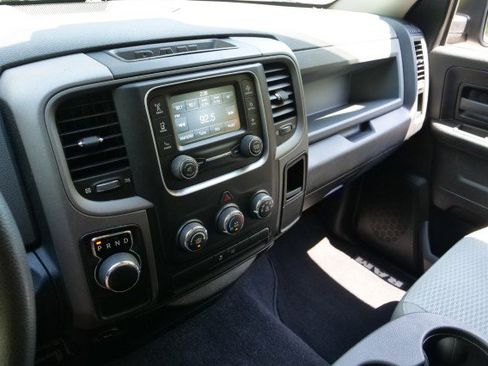 Used 2014 RAM 1500 Express RWD image 9
