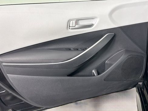 Used 2023 Toyota Corolla SE w/ Carpet Mat Package (TMS) FWD image 25