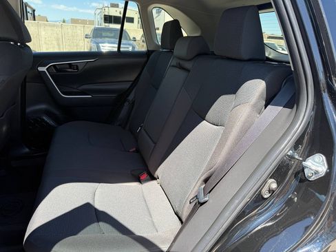 Used 2025 Toyota RAV4 LE AWD/4WD image 20