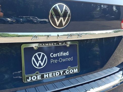 Used 2022 Volkswagen Atlas SE w/ Panoramic Sunroof Package AWD/4WD image 31