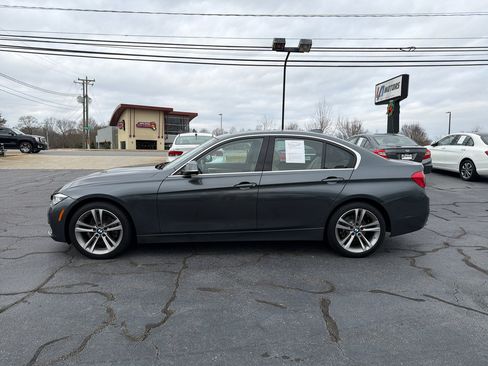 Used 2017 BMW 330i Sedan image 2