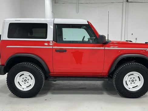 Used 2024 Ford Bronco Heritage Edition image 6