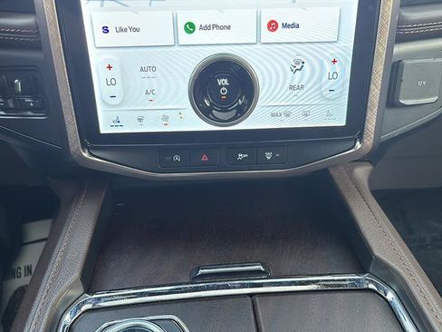 Certified 2024 Ford Expedition Max King Ranch AWD/4WD image 24
