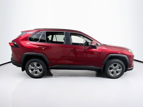 Used 2025 Toyota RAV4 XLE w/ Convenience Package AWD/4WD image 4