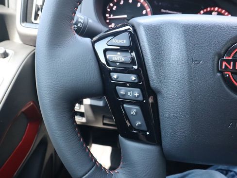 New 2025 Nissan Frontier PRO-4X w/ Pro Convenience Package image 19