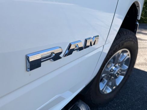 Used 2024 RAM 2500 Big Horn AWD/4WD image 16