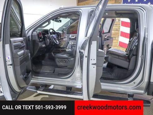 Used 2024 GMC Sierra 2500 SLT w/ SLT Premium Package image 39