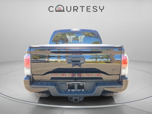 Certified 2023 Toyota Tacoma TRD Sport image 5