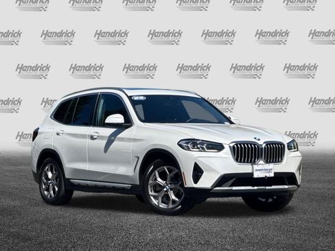 Used 2022 BMW X3 xDrive30i w/ Convenience Package AWD/4WD image 2