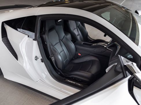 Used 2017 Acura NSX AWD/4WD image 45