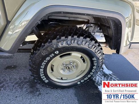 New 2026 Jeep Gladiator Sport image 13