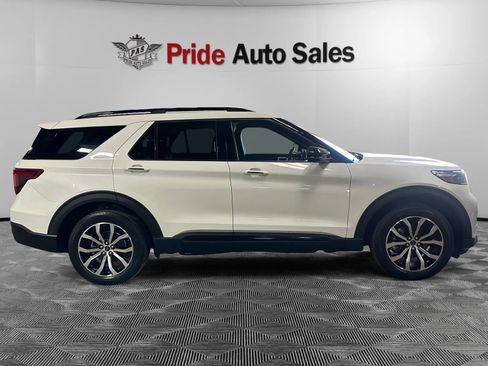 Used 2020 Ford Explorer ST w/ Premium Technology Package image 13