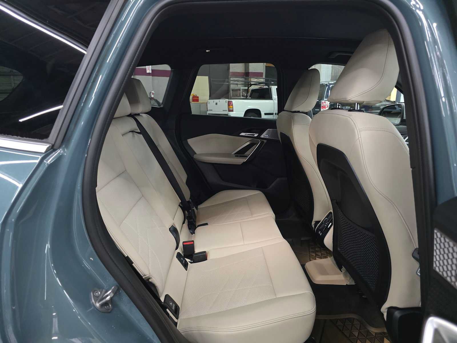 Used 2023 BMW X1 xDrive28i w/ Premium Package AWD/4WD image 12