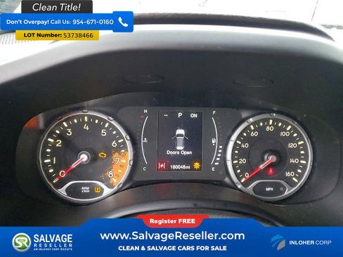 Used 2018 Jeep Renegade Altitude AWD/4WD image 12