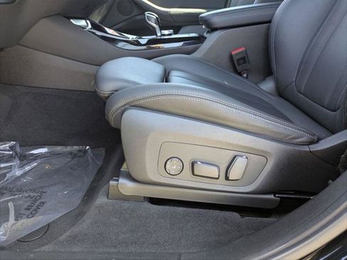 Used 2024 BMW X3 sDrive30i w/ Premium Package w/ZPA RWD image 23