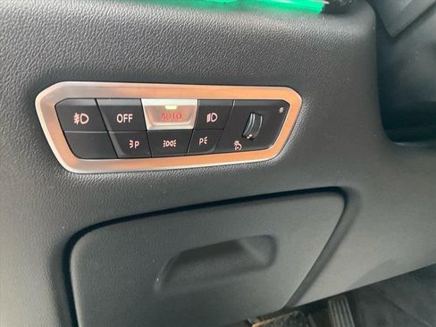 Used 2021 BMW X5 xDrive40i w/ Convenience Package image 16