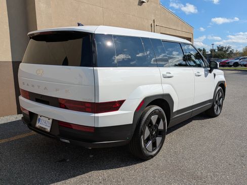 New 2026 Hyundai Santa Fe SE image 5