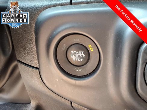 Used 2023 Jeep Wrangler Unlimited Sahara w/ Cold Weather Group AWD/4WD image 21