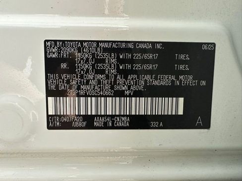 Used 2025 Toyota RAV4 XLE w/ Convenience Package image 31