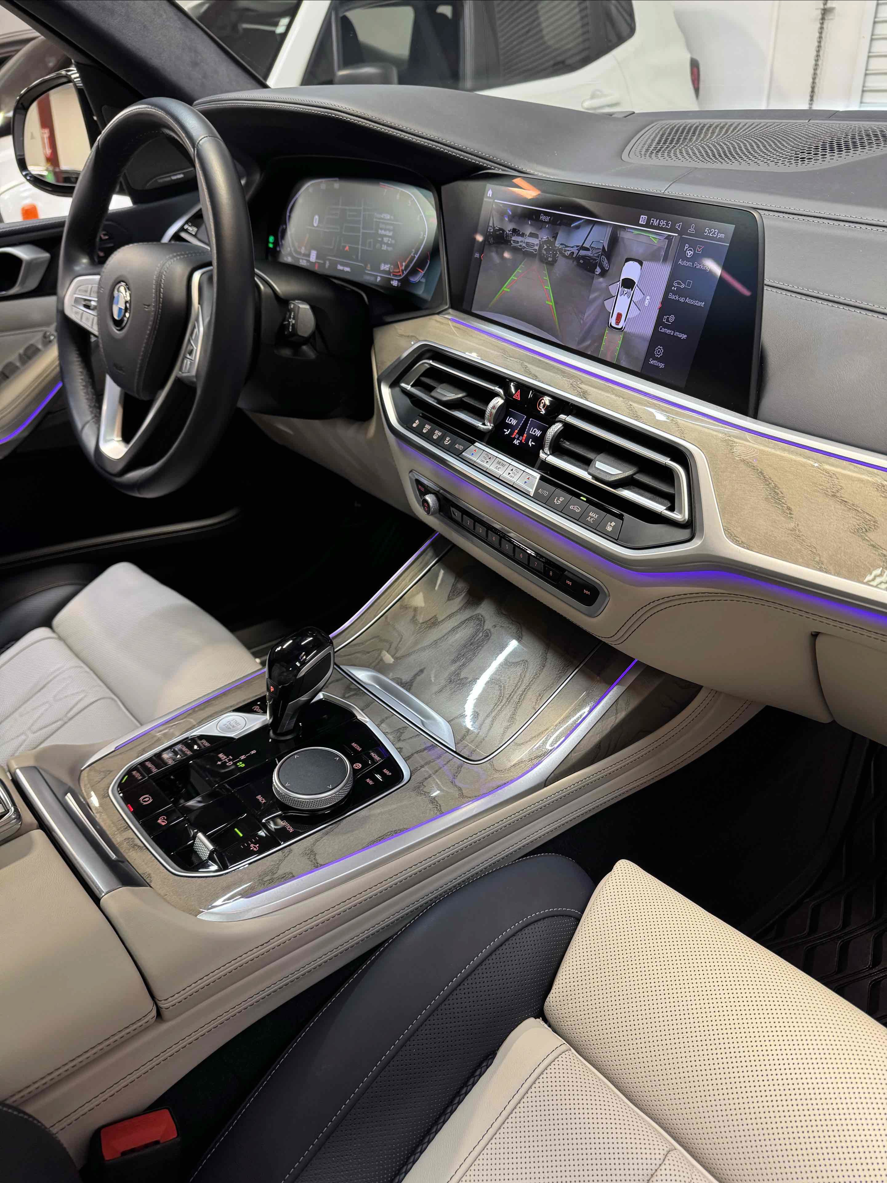 Used 2020 BMW X7 xDrive40i w/ Premium Package AWD/4WD image 36