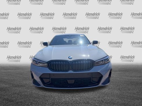 Used 2025 BMW 330i Sedan w/ M Sport Package image 3