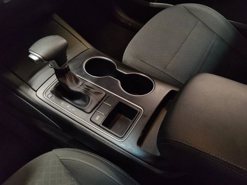 Used 2020 Kia Sorento LX image 26