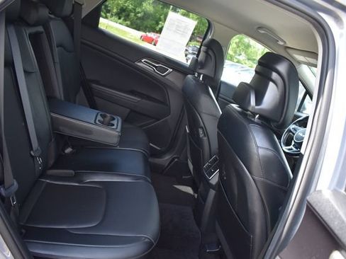 Used 2023 Kia Sportage EX FWD image 13