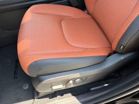 New 2026 Kia Carnival SX Prestige FWD image 19