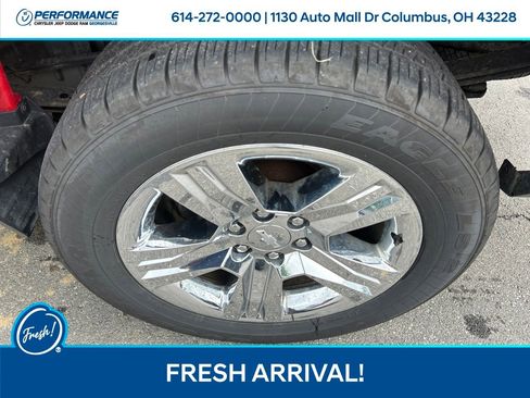 Used 2017 Chevrolet Silverado 1500 Custom w/ Custom Convenience Package AWD/4WD image 11